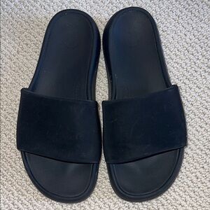 Lululemon Black Slide Sandals